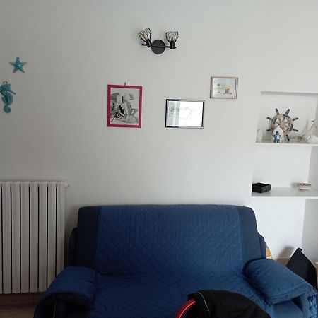 הוילה טרמולי La Casa Nel Borgo מראה חיצוני תמונה